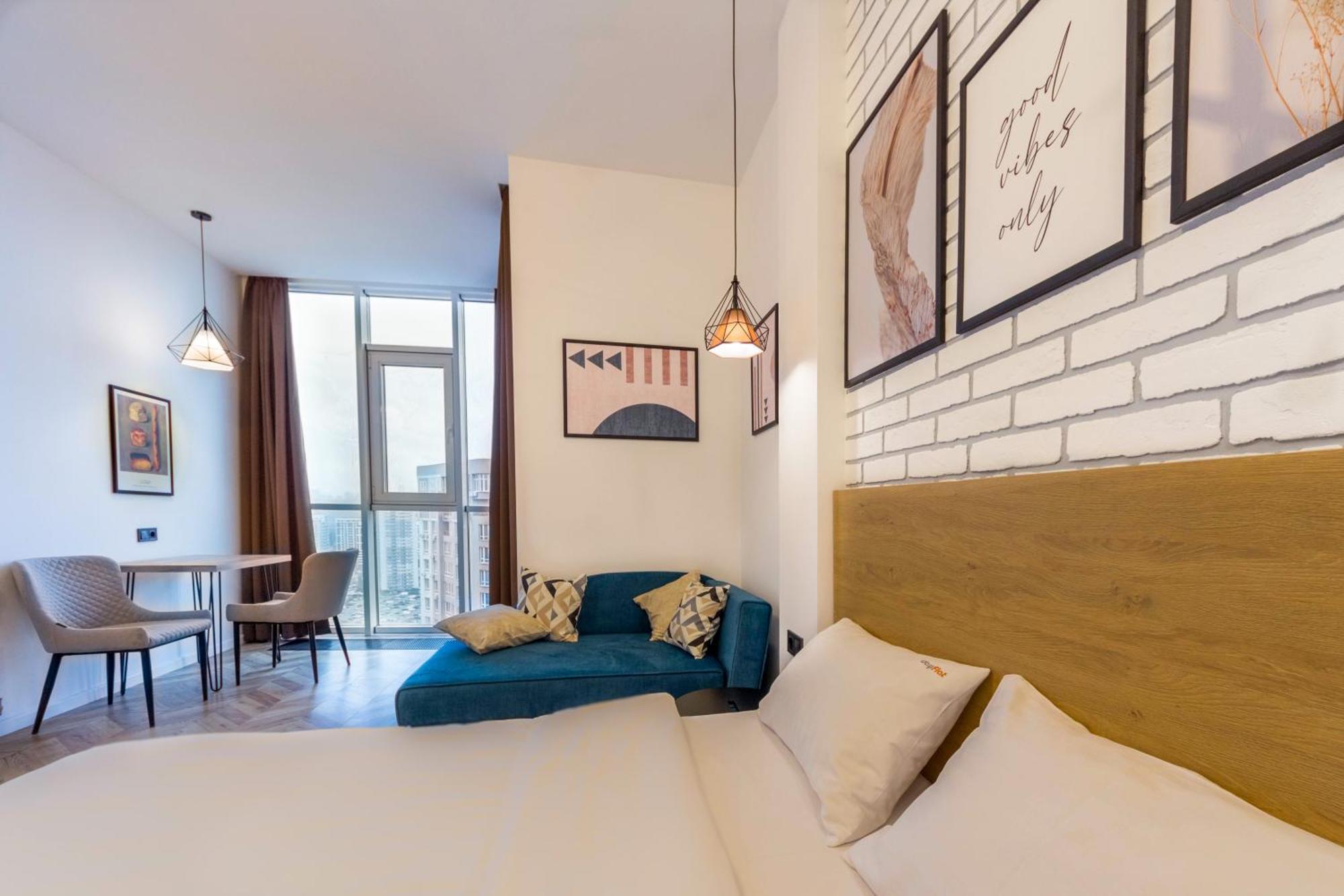 Design Apartments With Panoramic View Kyiv Exterior foto