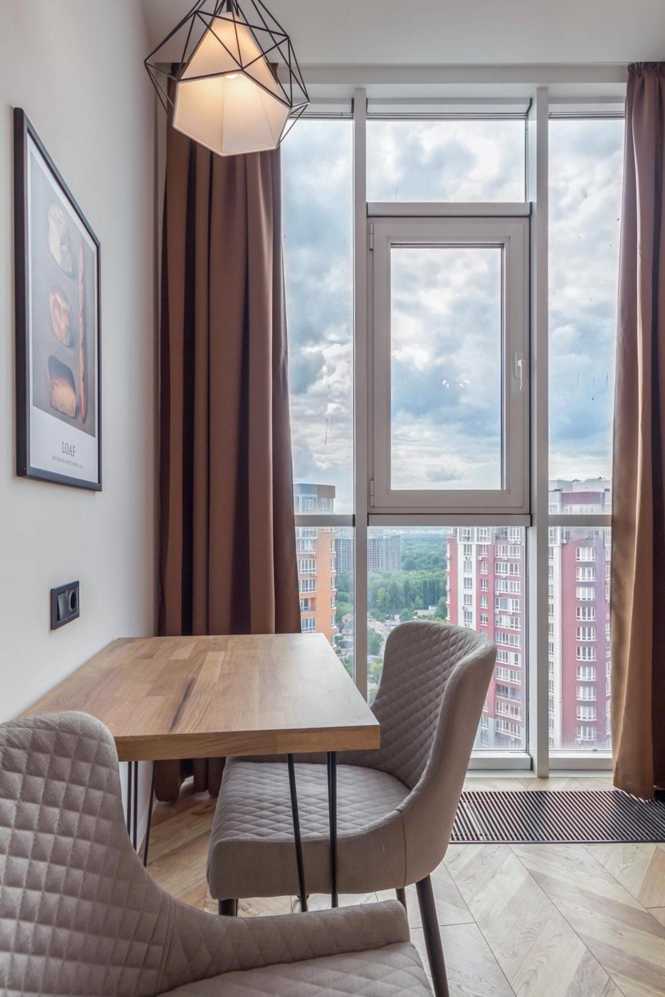 Design Apartments With Panoramic View Kyiv Exterior foto